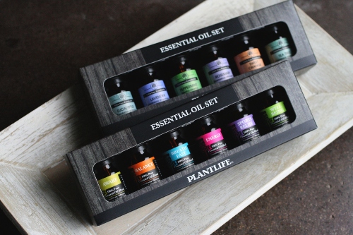 Curate a personalized essential oil journey with our Create Your Own 6 Pack Essential Oil Set! When you purchase yours today you will receive a FREE Matcha Bar Soap. There is no discount code needed.

Shop here: ow.ly/XIeF50D0GTS