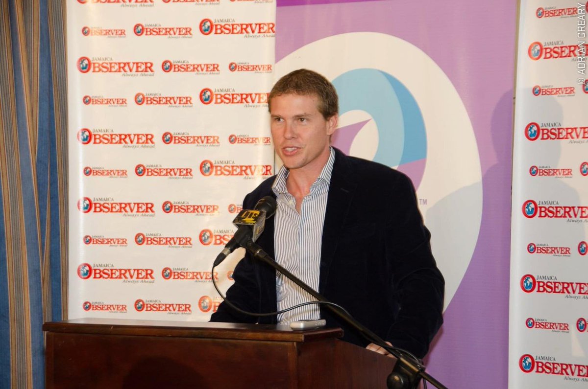 1/A few people have been super helpful to me on this entrepreneurship journey, but there have been some key defining moments. I’d like to share one today, this one involves the Stewart Family.