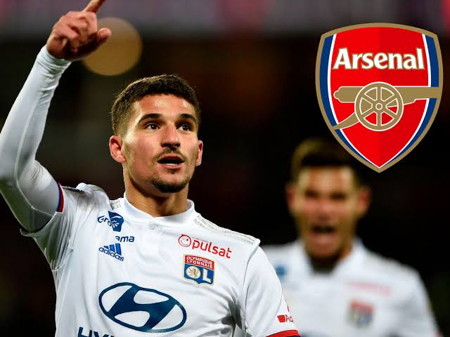 optimus_compo's tweet photo. BREAKING: Reports coming from France that say Houssem Aouar is learning English so that he can reject Arsenal https://t.co/2Fj8jvaVu5