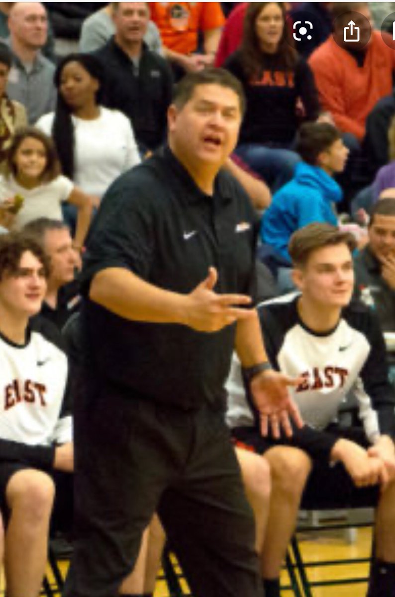 midwestsportstv's tweet photo. LIVE TONIGHT on https://t.co/rAXi7mFOqM
- 2 top ranked teams 
- 4 outstanding programs 
- many standout players
- superb coaches 
- dunks galore 
Watch all the exciting action ! @yanktonbuck
@club_dv @SBLhoops @VarsityBoundHQ @YhsBucks @BlackRaidersEHS @DVMensBball @matthew_mors https://t.co/rlBGRN3Gg5