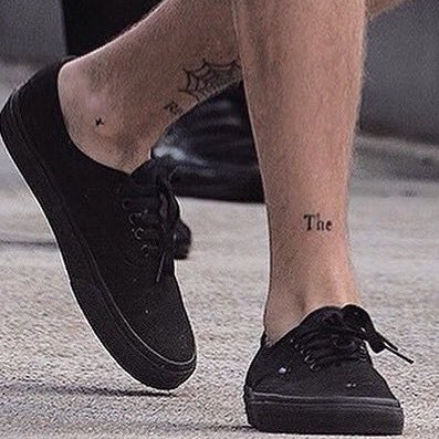 louis tomlinson’s ankles: a thread