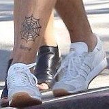 louis tomlinson’s ankles: a thread