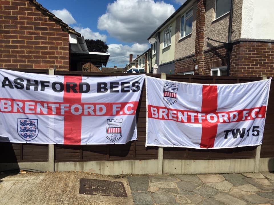 ukfootballflags's tweet image. Retweet if you want Brentford to win tonight....... 🐝

That must be everyone right? 

If they do we will giveaway a 5ft x 3ft custom flag to one of you. #ukfootballflags #BrentfordFC 

ukfootballflags.co.uk