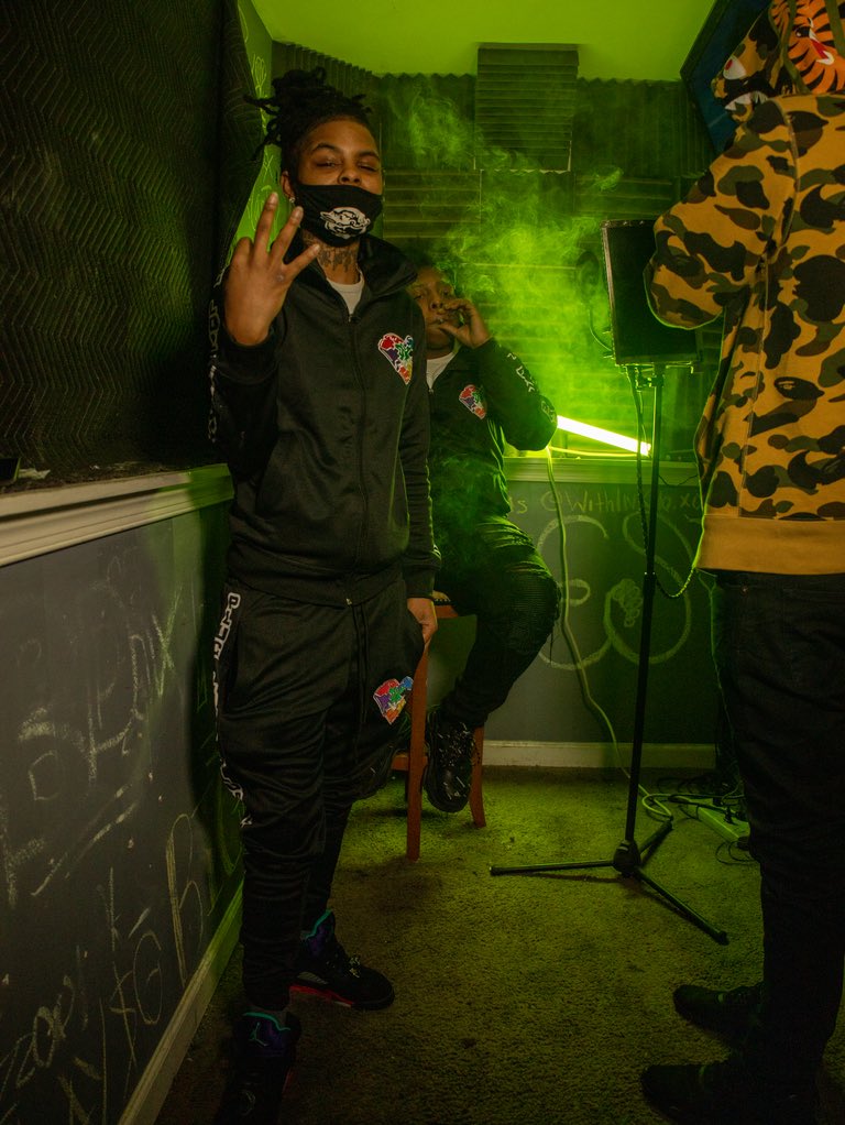 PlugLoveCeo's tweet photo. I got sum respect nd I’m better, I ran up my money, I’m next up🐐 https://t.co/lB3yhnzCk5