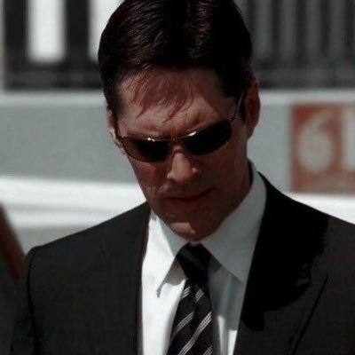 tragichotch's tweet photo. aaron hotchner raised my standards to impossibly high how can I love anyone else https://t.co/48SaTt5oBH