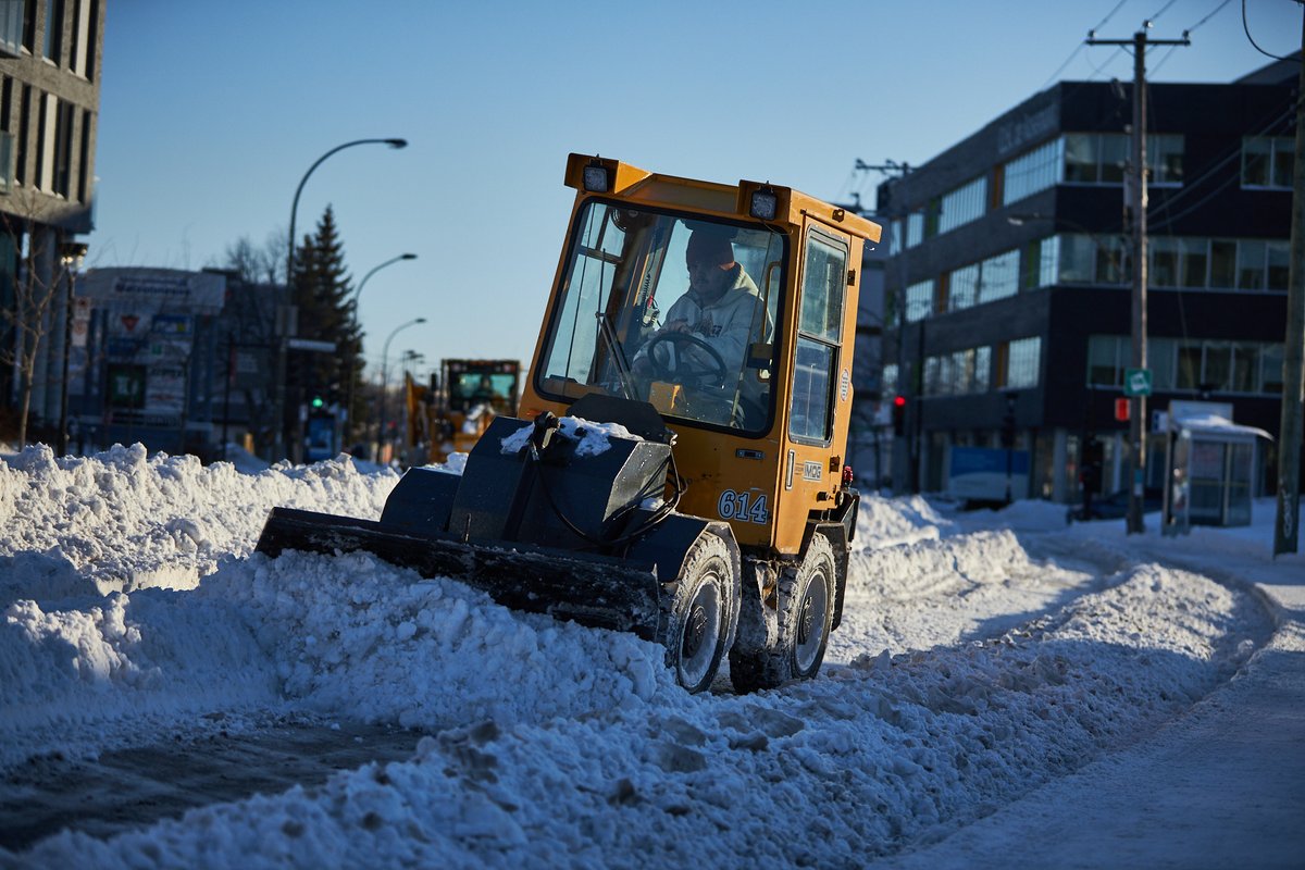 It was a Montreal-area milk deliverer, Arthur Sicard, who invented the first snow blower. Tired of scaling snowbanks, he created a machine with an auger-like apparatus & fan attached to the front of a truck that could mechanically cut up the piles & blow them into trucks.