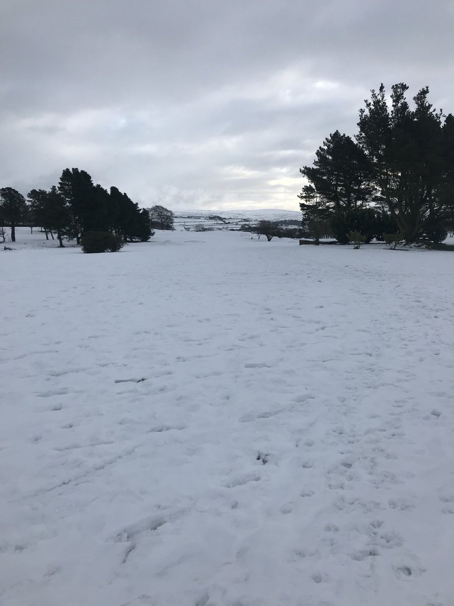 ⁦@nelsongolfclub⁩ looking more like Kitzbuhel in Switzerland, than East Lancashire.
Holes 12 and 17 looking picturesque ⁦yesterday ⛷☃️ ⁦@NelsonGCgreens⁩ #happysledging #nogolf #snow