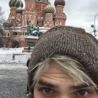 kissofviolence's tweet image. i’m never gonna let gerard live this down