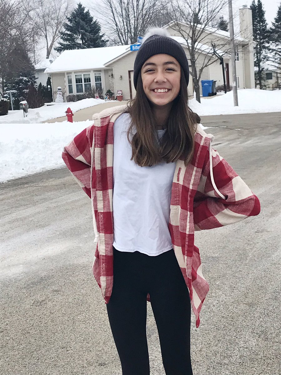 NoelleAnn5's tweet photo. see my latest post on instagram @ noelle.ann.sings !!!! #Instagram #youtuber #WINTER #ootd https://t.co/4XLvjgpTmt