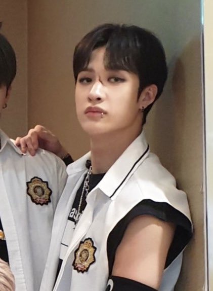 eboy bang chan: a thread! 