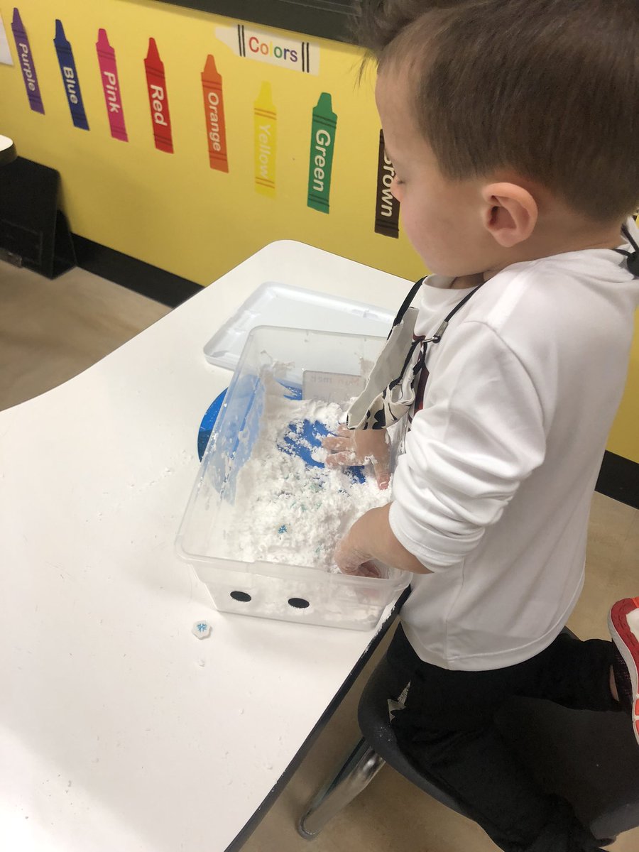 abowen11298's tweet image. Bright Boost strikes again! Preschool students at Skyvue Elementary School learn through play! #spatialconcepts #wemadesnow #Obstaclecourse @OhioValleyESC @swissohiok12 @kristanj83 @j3n_nay @JoyEdgell @Lydia_Brodegard