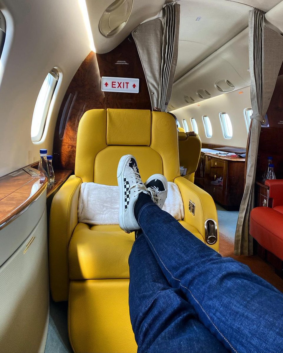На Париж! #flyprivate Подробности в инсте: instagram.com/p/CJqe9nbp2l1/…