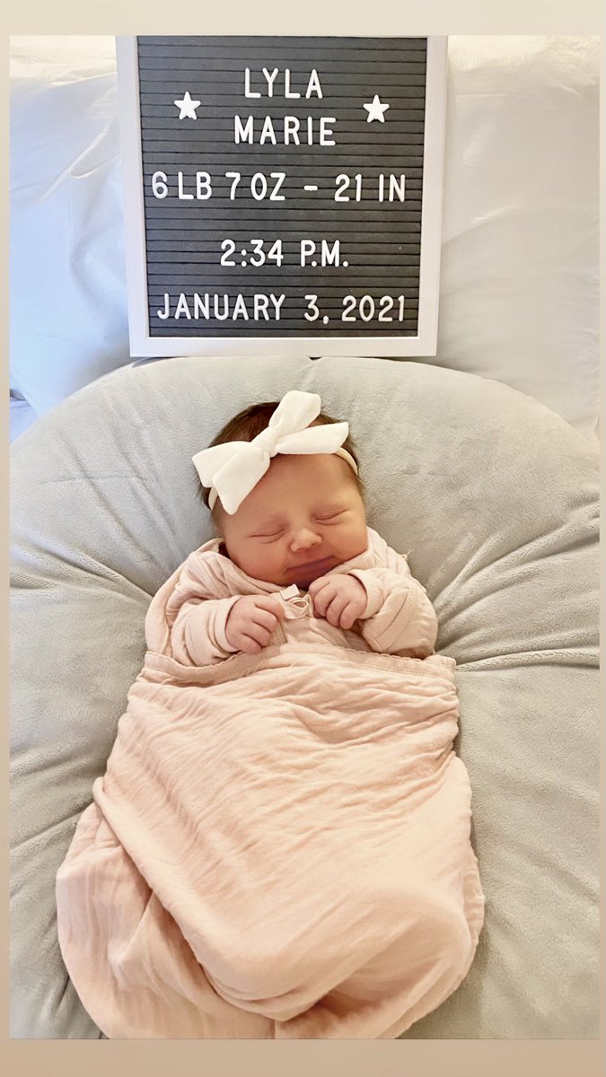 kyle_park's tweet image. She’s perfect and amazing and beautiful, just like her mama 👼🏼. We’re finally home, Brandi and baby are healthy, and I’m the luckiest man in the world. Y’all say hi to Lyla Marie! #babypark #thecutest #morepicstocome