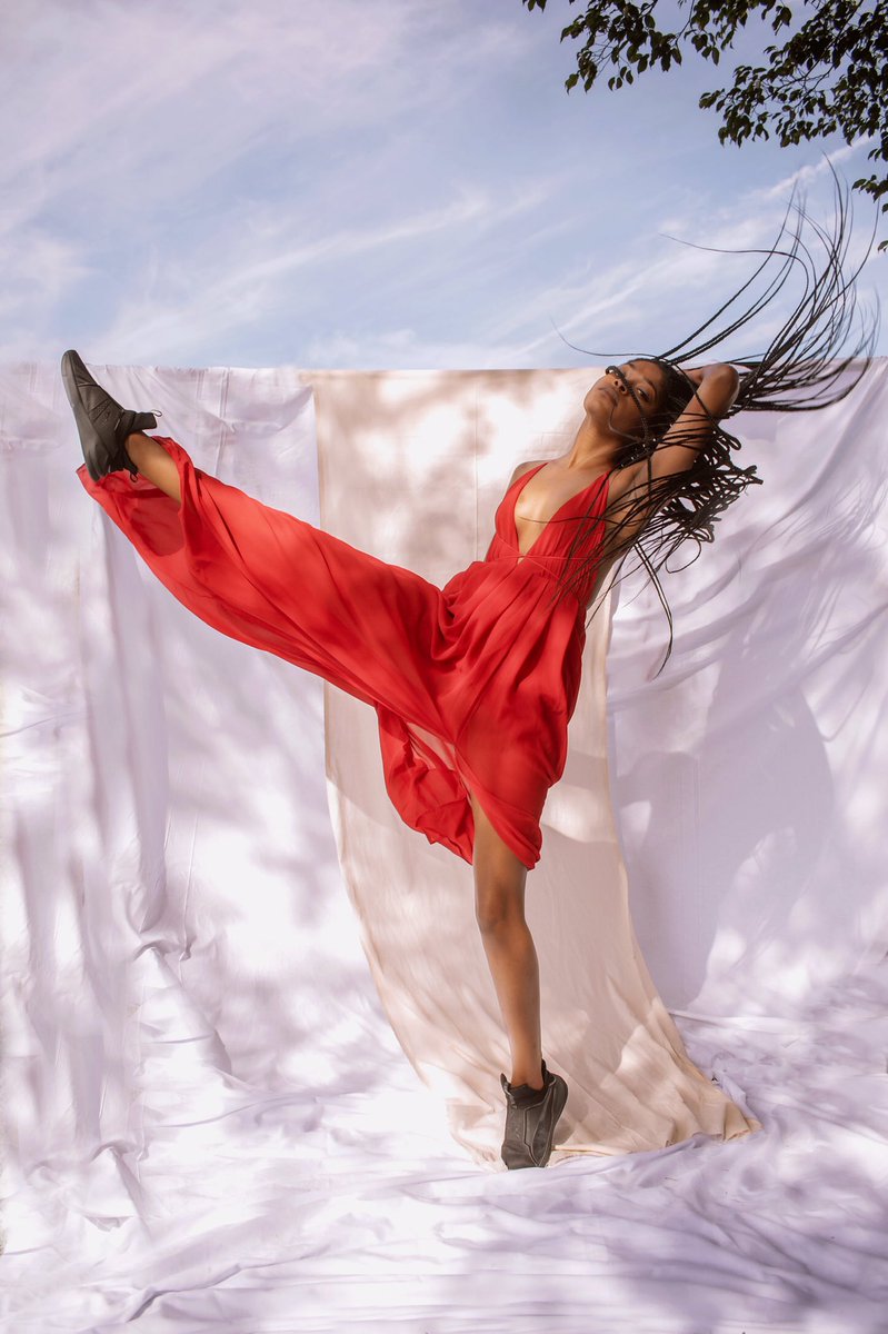 Donllyphoto's tweet photo. Inspired by @Zendaya 2020 
ELLE MAGAZINE COVER

Photographed by: Me (@Donllyphoto)
Model: @ruthdenord 
Cr.Dr.: @selavichosen1 &amp; @FleurJina 
Inspo from: @micaiah_carter https://t.co/30fkMWGWTF