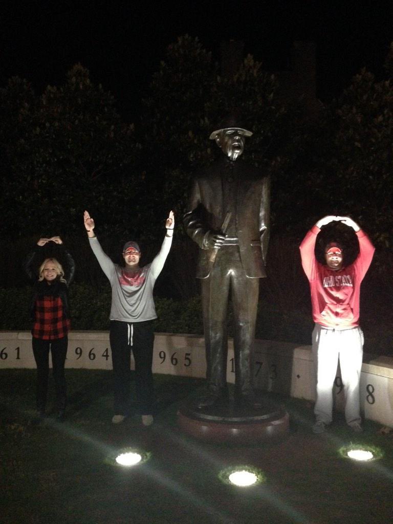 Brutus_Buckeye's tweet photo. O-H-I-O in B-A-MA‼️
#GoBuckeyes https://t.co/rvbGrNL4po
