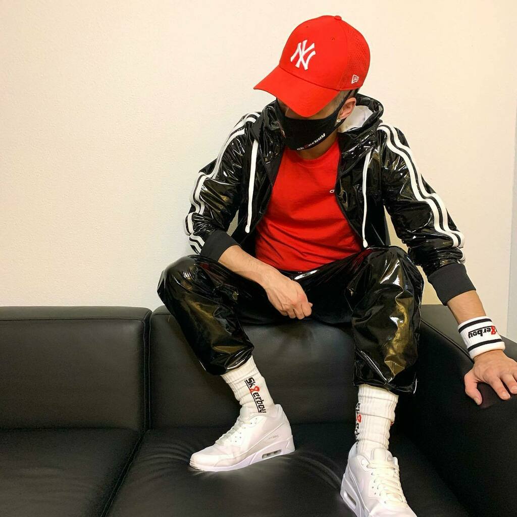 sneax77's tweet photo. #mrriegillio #sk8erboy #sk8erboysox #sneakeraddicted #snkraddicted #sneakermaster #sneakerslave #sneakerporn #whitesox #trackies #gaysneakers #gaytrackies #gayfetish #gaylad #gayscally #gaychav #gaykiffeur #kissmyairs #lickmyairs https://t.co/smXjJIvImb https://t.co/6lexag8v8L