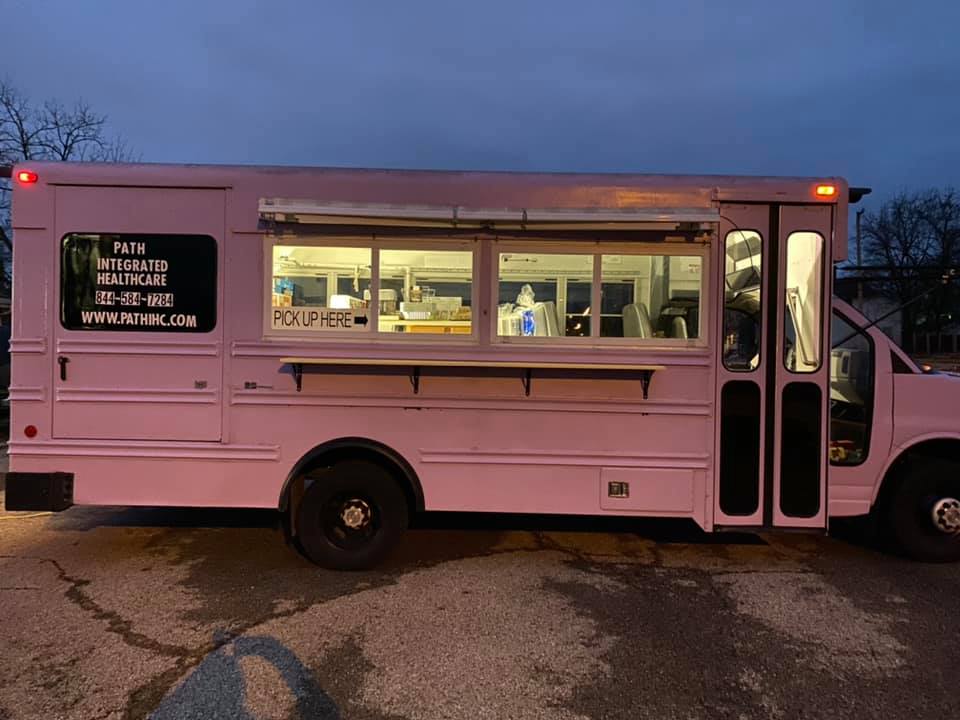 path_ihc's tweet photo. FREE DINNER at our #Xenia location. Come see us at 53 W Main Street. We have coats, hats, gloves, socks, and supplies! #thepath https://t.co/0LIYVHiW3m
