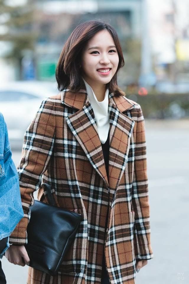myoui mina’s airport fashion— a very much needed thread ;