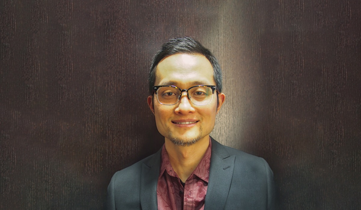 DoctorsOfBC's tweet photo. Dr Jiwei Li tells us about his love for family medicine, why he joined the #SharedCareCommittee, and the significant role of physicians in shaping healthcare delivery. #DoctorsMakingADifference
Read: https://t.co/ZBBsibsK72 https://t.co/fMnpNBmV5p