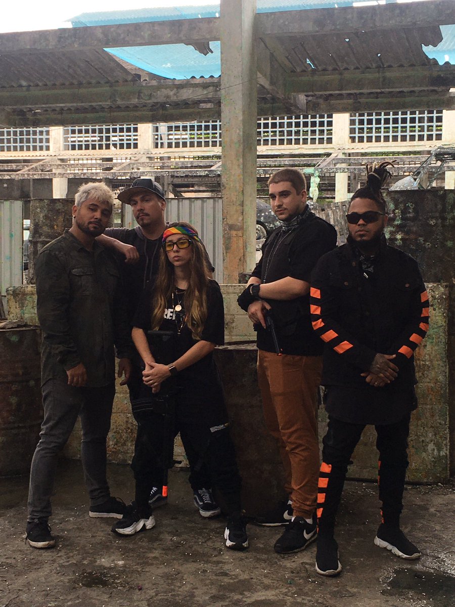 Ontem foi dia de gravação de clipe com essa galera pesadíssima <a href="/DaltoMax/">Dalto Max</a> @McMaellen e NannoV composição nossa e espero que vcs curtam 👊🏾