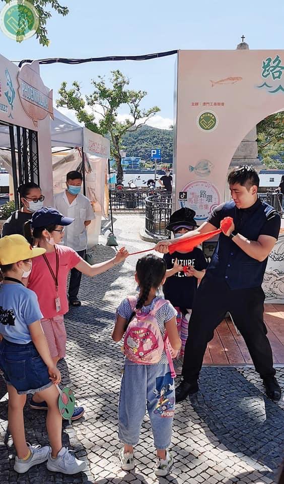 macauyoungmagic's tweet image. #路環馬忌士市集

#澳門青年文創魔術協會

#澳門文創 #澳門魔術會 #澳門魔術協會  #macaumagic #macaumagician 
#魔術表演  #澳門魔術師
#澳門學魔術 #澳門魔術興趣班