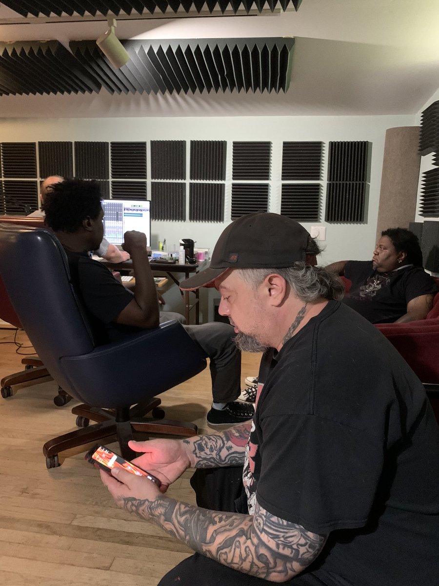 ParkApe's tweet photo. In the lab working the sweet science 🥼 https://t.co/obRPgZePDe