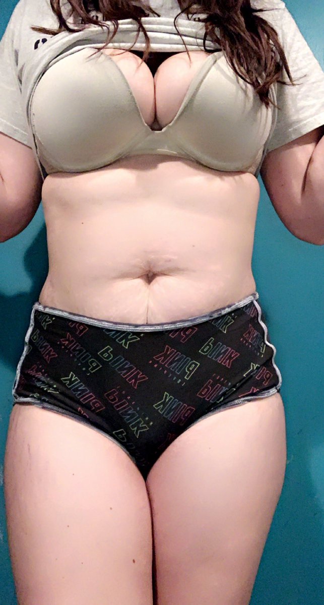 oliviag1374's tweet photo. 50% off my onlyfans RIGHT NOW!! #onlyfans #exposure #DD #smallbootymatters #chubbyprincess #brunette #payme #customcontent #linkinbio https://t.co/kjFUzKkctk