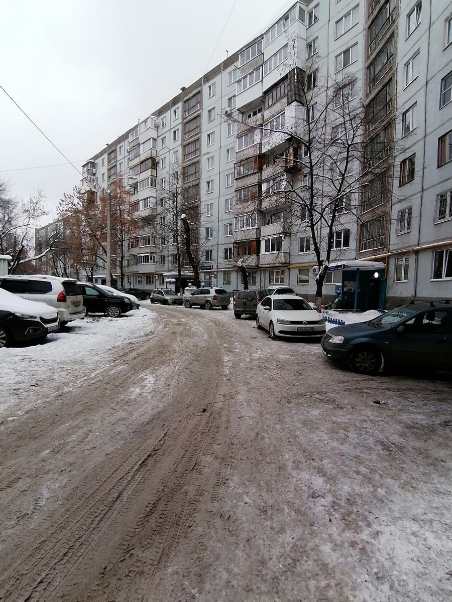privo11's tweet photo. 29.12..20г. Прошла механизированная уборка по ул. Стара-Загора, 114; 116; 118 https://t.co/7A95JOfwhe