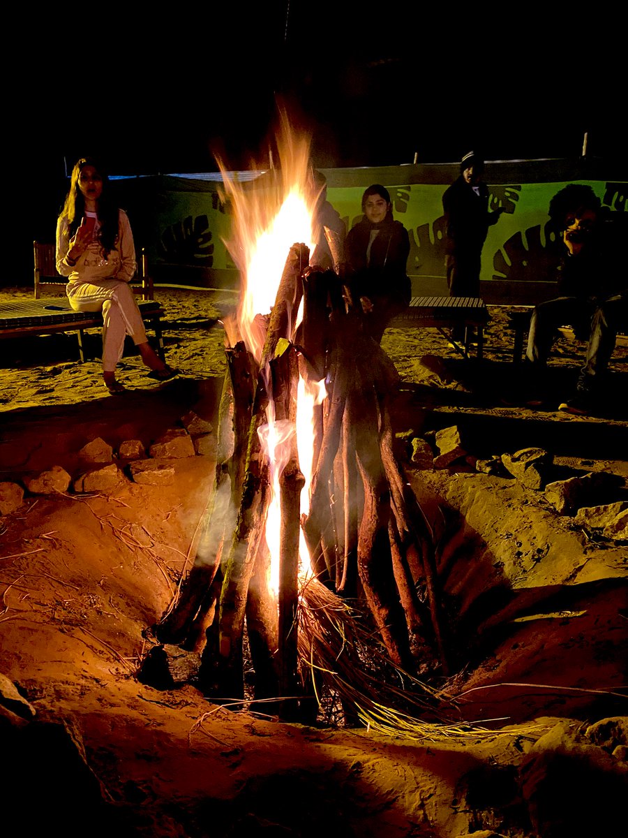 Had dinner while  #bonfire was on!!   #EcoretreatOdisha  #Odisha  #Satkosia – bei  Satkosia Hill View Resort