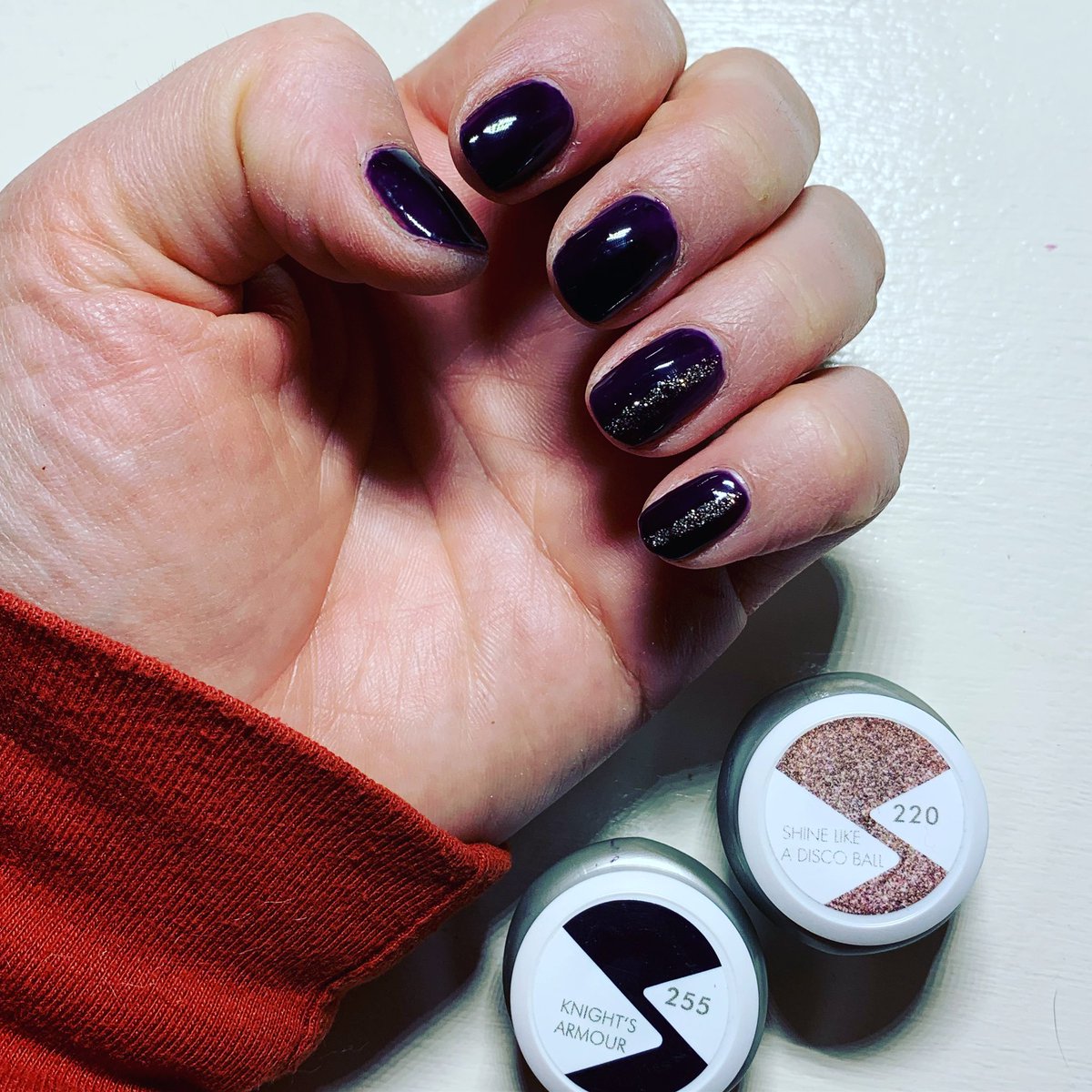 SculptureBio's tweet photo. Wintry nails. On me. By me. Two of my favourite shades, Knights Armour and Shine like a disco ball. Just a touch of sparkle on the ring and little fingers. What do you think? https://t.co/KhnwxDxgDO