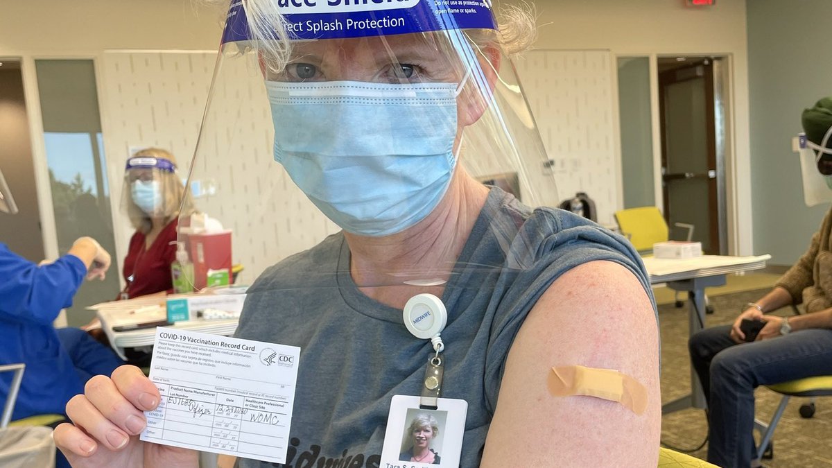 midwifewitch's tweet image. Got the first dose of the vaccine this morning. So very grateful to everyone who made this possible, and so sorry that we had to lose so many before getting here. 
#beginningoftheend