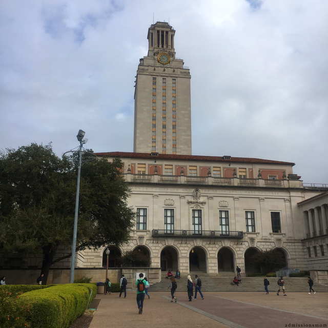 CollegeVizzy's tweet photo. #CollegeTourTuesday:⁠ The pride and history at The University of Texas at Austin stand as tall as the #UTTower itself! Est. in 1883 by the Congress of the Republic of Texas, @utaustintx has a long history of strong academics &amp; groundbreaking research #collegevizzy #collegevizzit https://t.co/2ZC6paBj3K