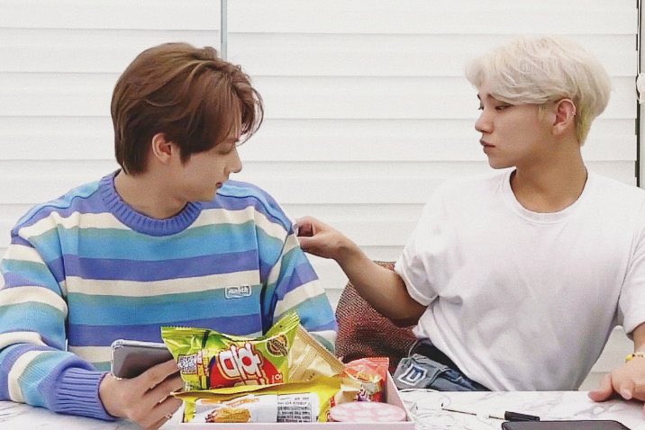 happy bday joshua!! thank you for always taking care of our juju ❤️ we love you so much!!!!!!!  
#공방쉽니다_슈아사장님_생일이라서요
#AHLOVEisSHUA