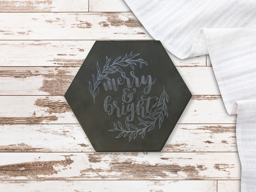 JulsSweetDesign's tweet photo. Merry and Bright Leafy Wreath Trivet

#merryandbright #merrychristmas #trivet #porcelaintrivet #porelaintile #tile #hotpad #ceramictile #engravedtile #engravedtrivet #laserengraved #glowforge @glowforge 
#julssweetdesigns #etsy  #handmade #etsyseller https://t.co/c6F8JNjzIk