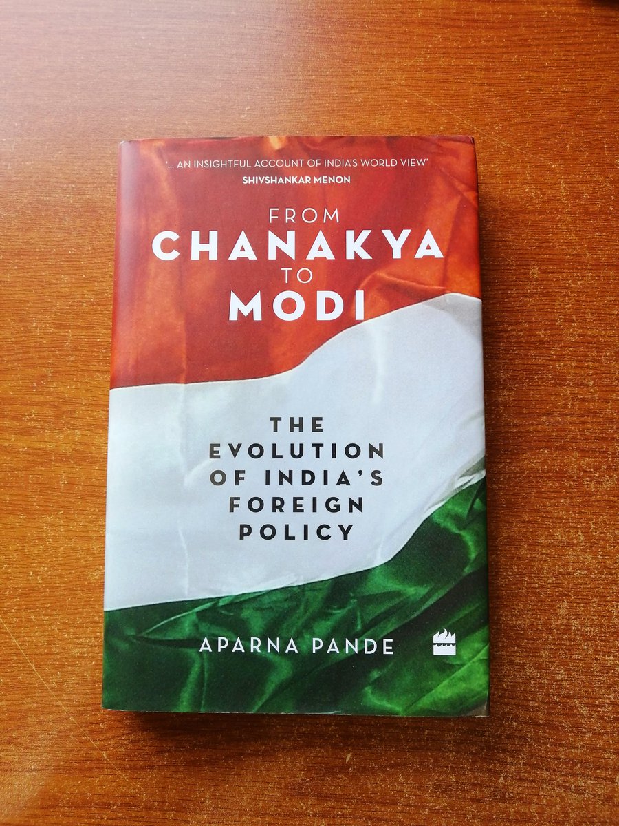 ConradoVela's tweet photo. 29. From Chanakya to Modi
Un gran regalo de la #FIL2019, @Aparna_Pande expone de manera sucinta el desarrollo de la política exterior india, marcada por la experiencia colonial como el milenario legado de la civilización india. Must para estudiantes de RRII.
Calificación 5/5⭐🏅 https://t.co/L4T3SKXemJ