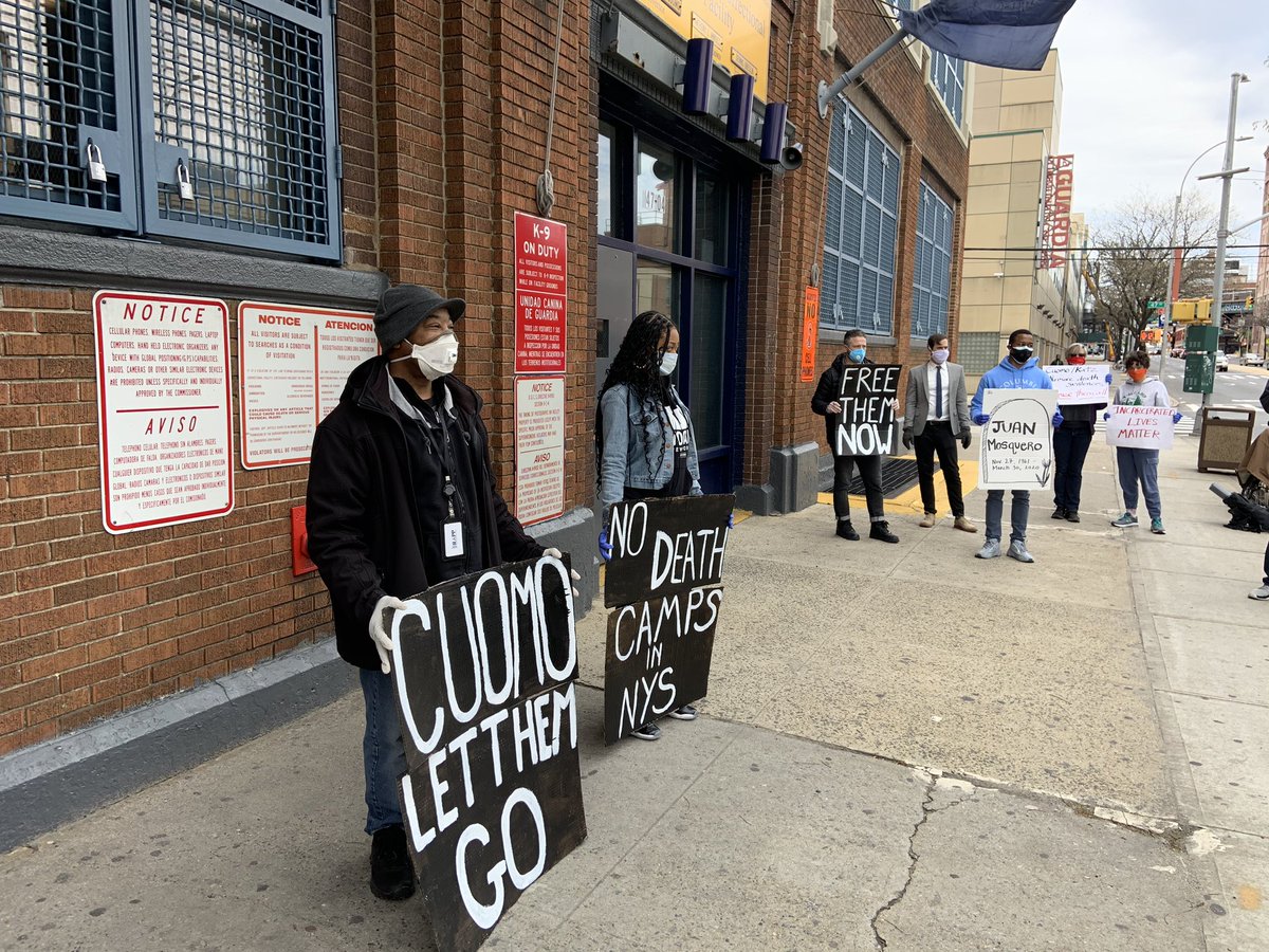 For rest of April, we rallied outside a correctional facility every week: April 14 outside Queensboro; April 21 outside Bedford Hills, Otisville, &  @NYGovCuomo’s mansion; April 23 Leonard Carter (who died of Covid) vigil outside Queensboro; & April 24 outside Nassau County Jail