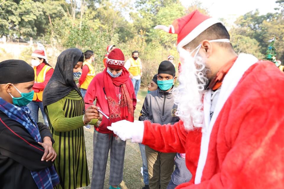 NgoTammana's tweet photo. Simply having wonderful Christmas time! Just than the Santa π
arrived and made it more Merry π #NGOTAMMANA #CHALTAMMANA #Teamtammana #Event120 #Christmas2020 #chrsitmastime #ChristmasVibes @DainikBhaskar @Chandigarh_CHD @chdgo @TimesNow @ChdTimes @WeArePanchkula @pklsamachar https://t.co/iJ5vbk63ja