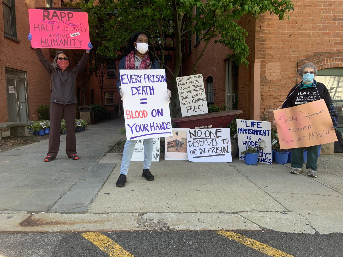 We continued to rally outside correctional facilities & legislatives offices across NY. On May 15, we rallied outside Bedford Hills Correctional, on May 17 outside Edgecombe Correctional, on May 21 outside Queensboro Correctional & outside offices of  @CarlHeastie  @AndreaSCousins
