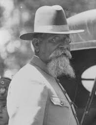 rubenmoreiravdz's tweet photo. #Cuatrociénegas #Coahuila. #UnDiaComoHoy de 1859 nace Venustiano Carranza. Alcalde,  Gobernador y Presidente. Primer Jefe del Ejército Constitucionalista. Derrotó a Huerta. Restauró la legalidad. Convirtió la Revolución en ley. Alentó la Constitución de 1917.#Carranza2020 https://t.co/9gln2Bfn7w