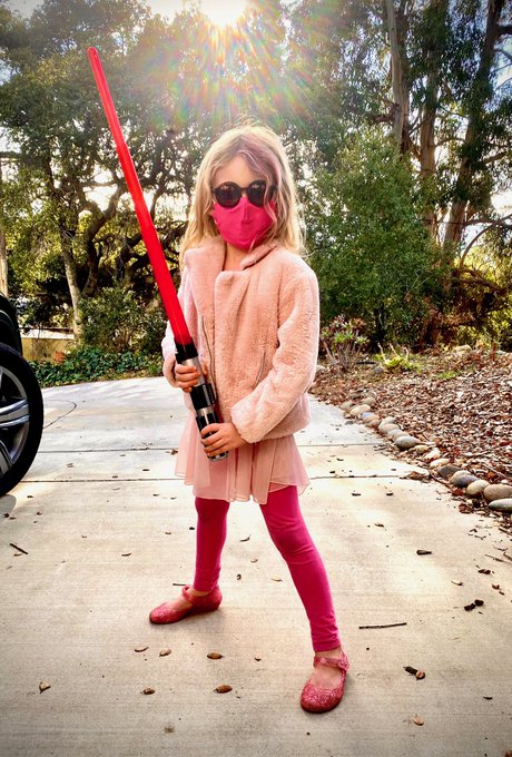 Attention! Sutton would like everyone to know:  &ldquo;I&rsquo;m a nice lady, not a mean lady. Even that I have a