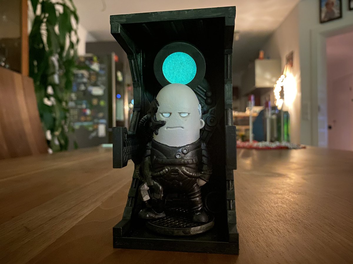 Roonster's tweet image. 2nd Diorama done! Thanks again to the awesome guys @the3dprinting_ for the diorama files and 
@wekster2507 for the Mini Locutus #Fr3DMakes #3DPrinting #CrealityEnder3 #elegoo