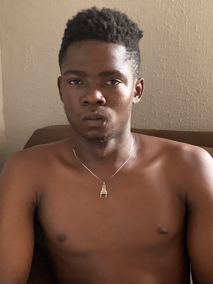 shank_comics's tweet image. I hate this game😭😂😂