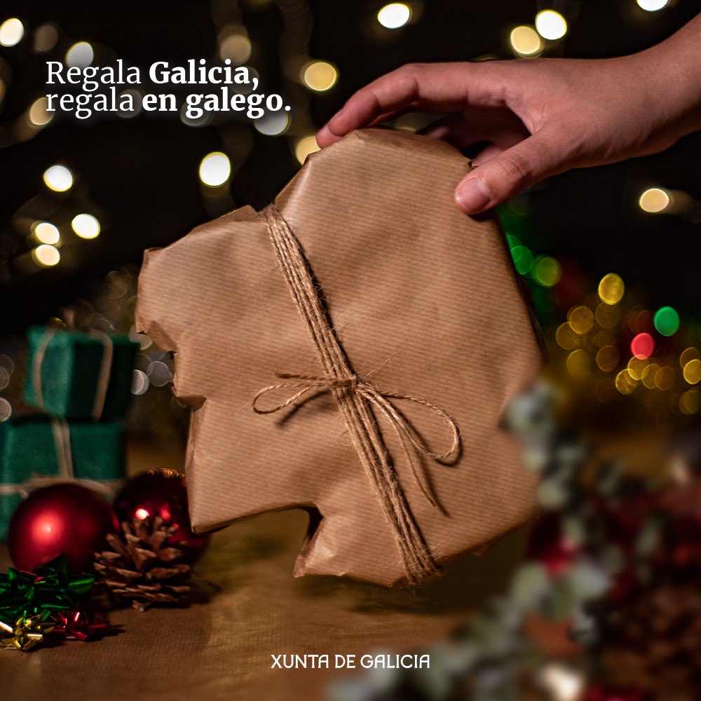 70Mandarinas's tweet photo. Bótalle un ollo ao catálogo 'Regala Galicia, regala en galego' da @SXPL no que tivemos a honra de colaborar e aproveita para regalar algunha destas propostas tan orixinais: https://t.co/pSLdSf5jWA

Agasallar en galego é agasallar ben 💞

@valentin_garci #GaleguizarGalicia https://t.co/vhiHnRdWZP
