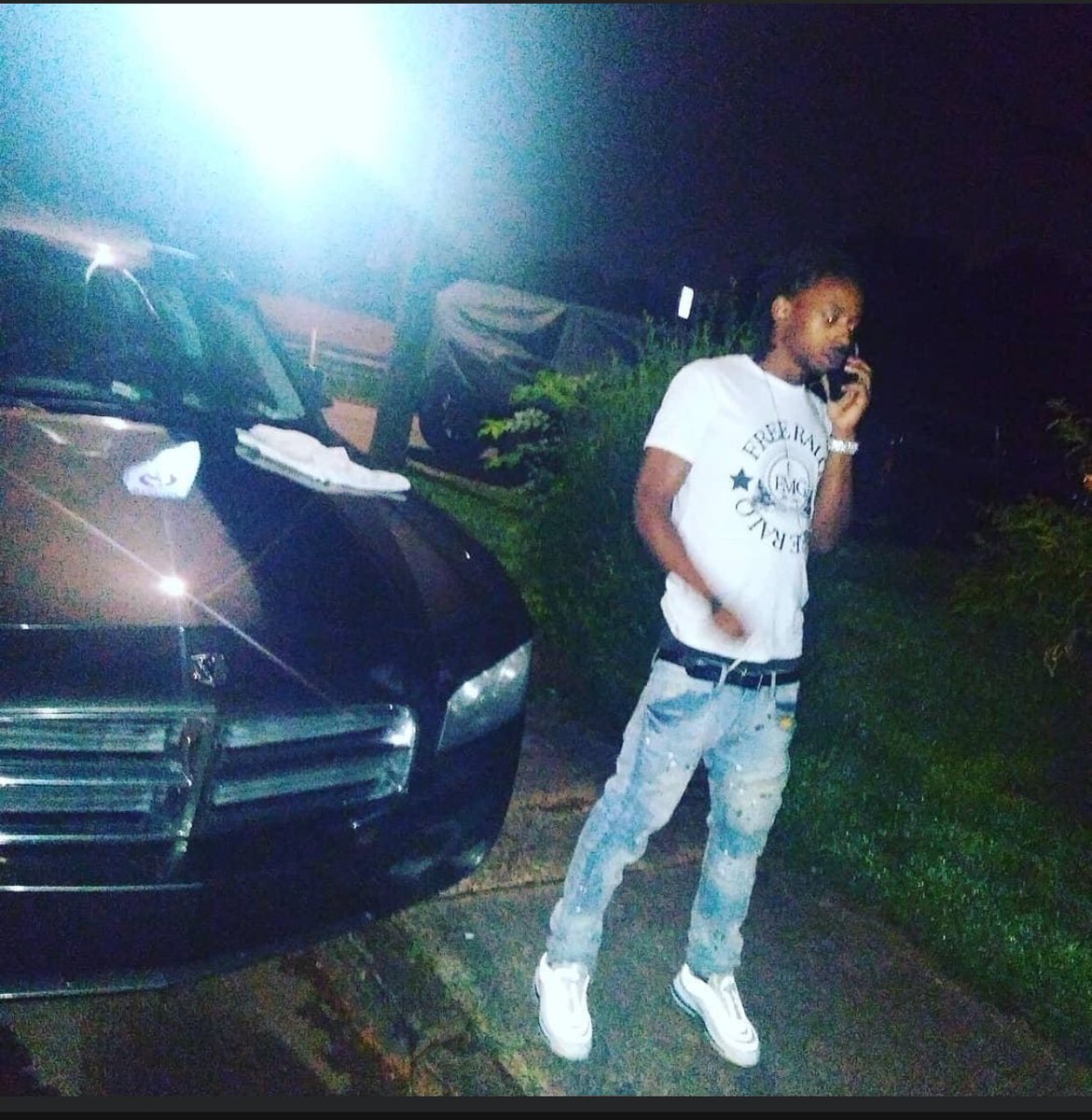 deandrebrown410's tweet photo. https://t.co/slykRpn3OW