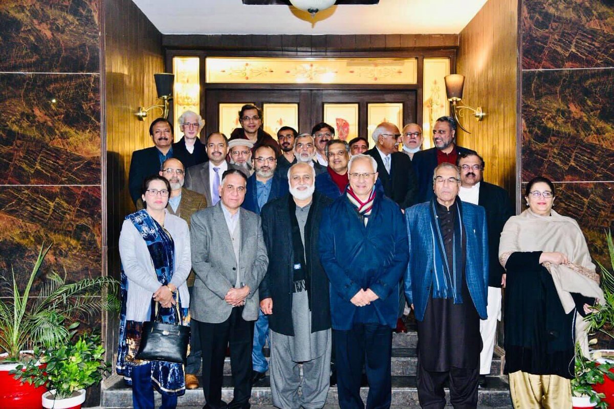 zaidia's tweet photo. Humbled. 

A dinner was organized by Punjab University Academic Staff Association on my receiving of the civil award Tamgha-e-Imtiaz. https://t.co/vhiMCwVCXt