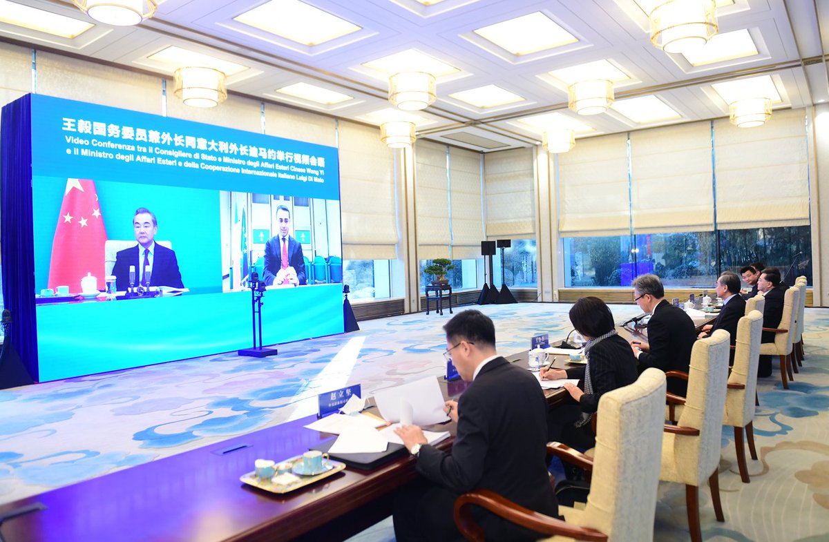 zlj517's tweet photo. The two foreign ministers attended the closing ceremony of 10th Joint Meeting of China-Italy Government Committee &amp;inked the joint document. https://t.co/2xjS5JfR2L