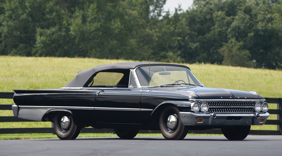 HemiHells's tweet photo. '61 Ford Galaxie XL 401 Sunliner Convertible 🦨 #FordMonster https://t.co/xytpM4IqDI