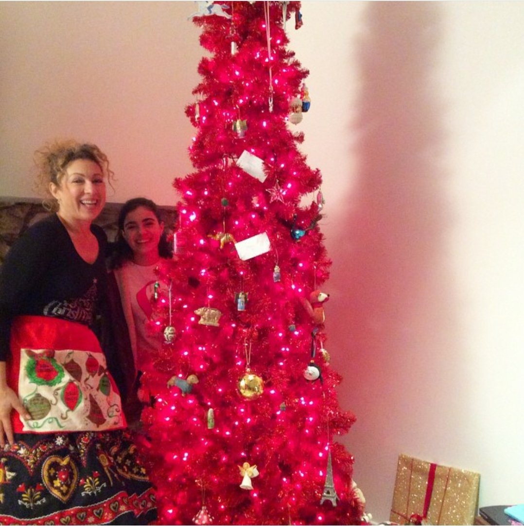 AlexTheKingston's tweet photo. Happy holidays to each and everyone of you 💝💖💝💖

It's been a while since I have posted on this page and so I wanted to spread some love with some fabulous pictures of Alex and Salome ❤

Here's to a better year 🥰 https://t.co/yT0V1pVYbs