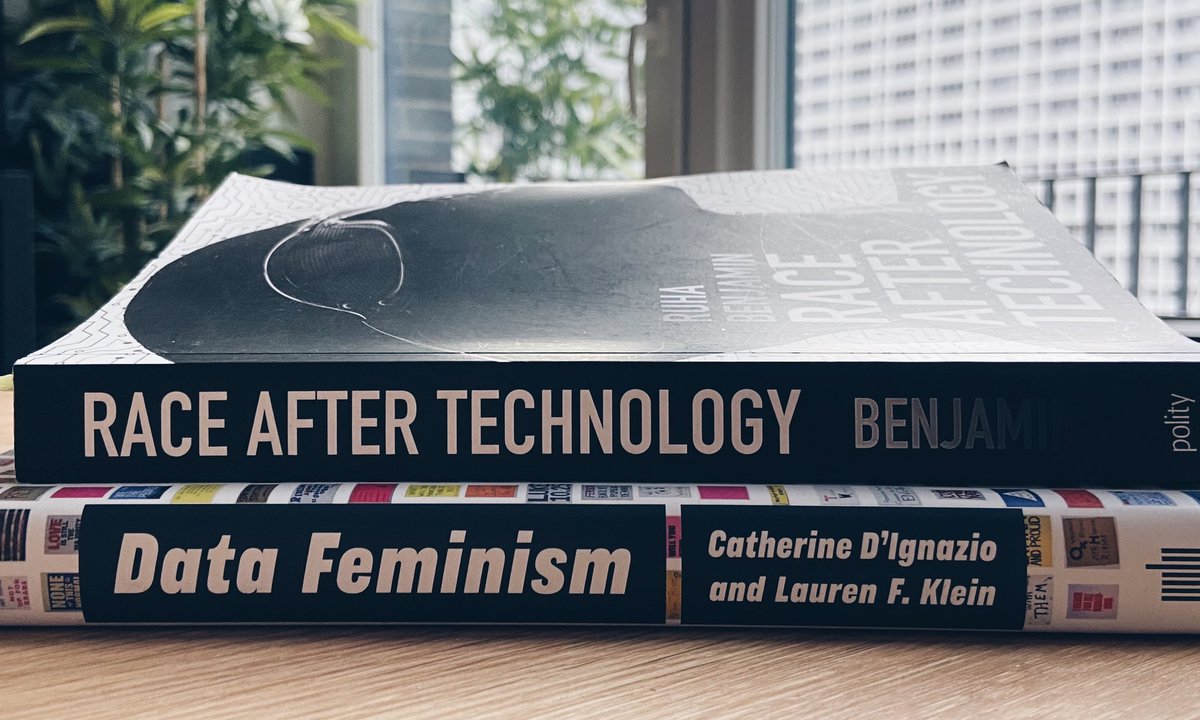 _floriannagel's tweet photo. Currently reading: https://t.co/uUGoHhCUY7