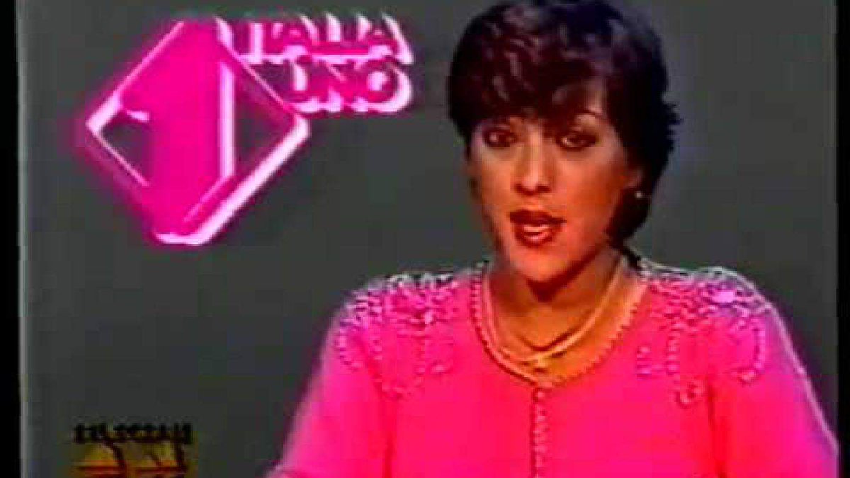 uanbimbumbam012's tweet photo. Ciao #teresaiaccarino ! Tutta la #tv e non solo la #televisione dei #ragazzi è triste oggi ! Ti voglio ricordare così ❤ #italiauno #telecapri https://t.co/xxlFY4VMps